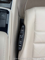 Mercedes-Benz E 207 2015