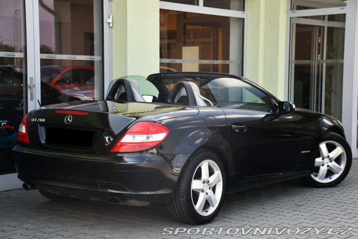 Mercedes-Benz SLK 200 KOMPRESSOR REZERVACE 2004
