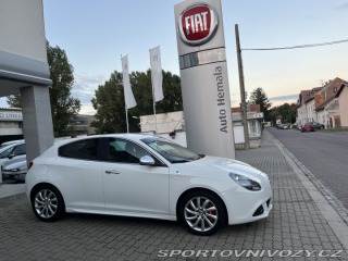 Alfa Romeo Giulietta Quadrifoglio Verde 2013