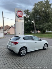 Alfa Romeo Giulietta Quadrifoglio Verde 2013