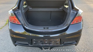 Opel Astra 2.0T GTC OPC 2006