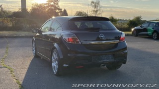 Opel Astra 2.0T GTC OPC 2006