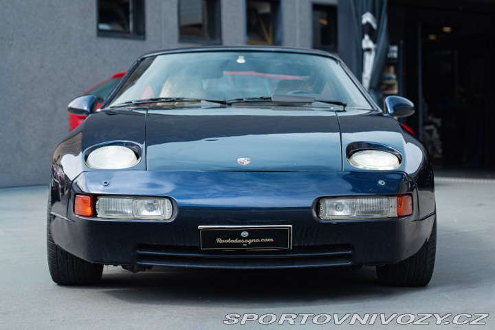 Porsche 928 1981