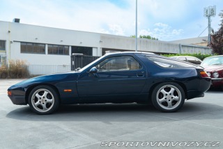 Porsche 928  1981
