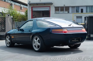 Porsche 928  1981