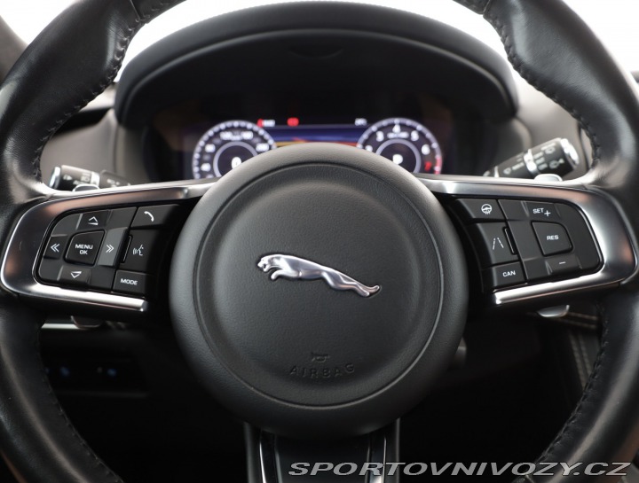 Jaguar F-Pace R-Sport 25t AWD 2018