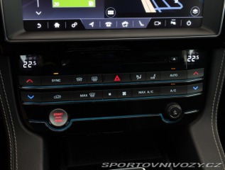 Jaguar F-Pace R-Sport 25t AWD 2018