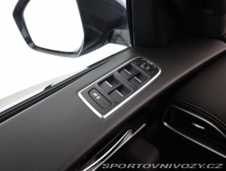 Jaguar F-Pace R-Sport 25t AWD 2018