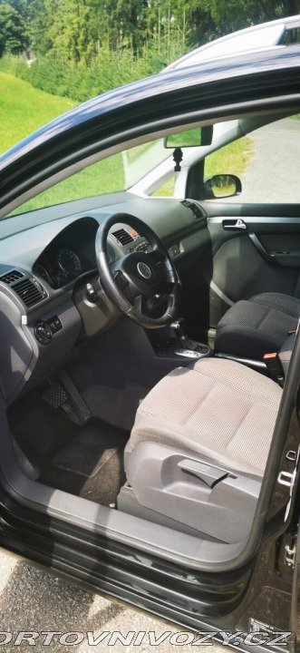 Volkswagen Ostatní modely Touran 2,0   TDI DSG 2005 bez DP 2004