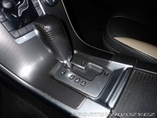 Volvo Ostatní modely XC60 2,4 D5AWD 2010