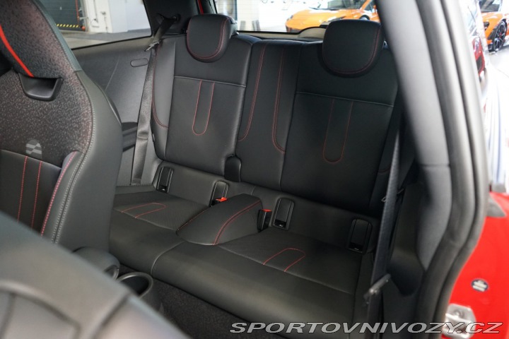 Mini Cooper S S*JCW*HUD*CAMERA*CARPLA 2025