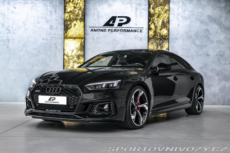 Audi RS5 MASÁŽ/KARBON/ST.OKNO/360