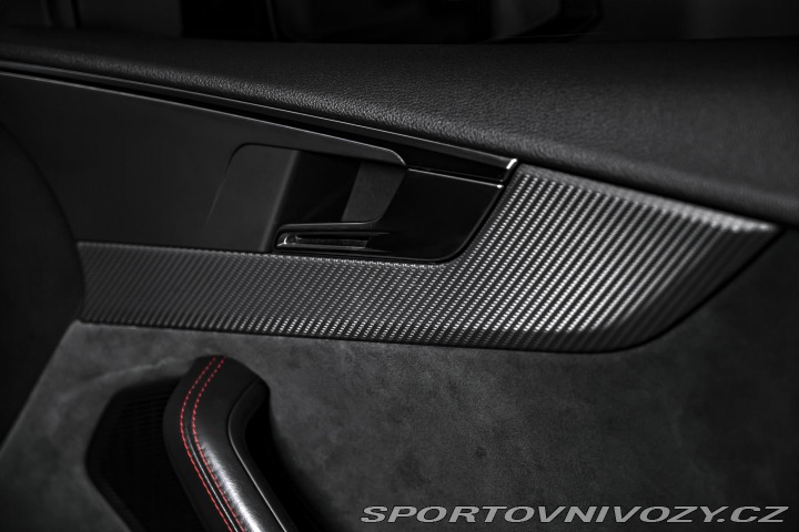 Audi RS5 MASÁŽ/KARBON/ST.OKNO/360 2019
