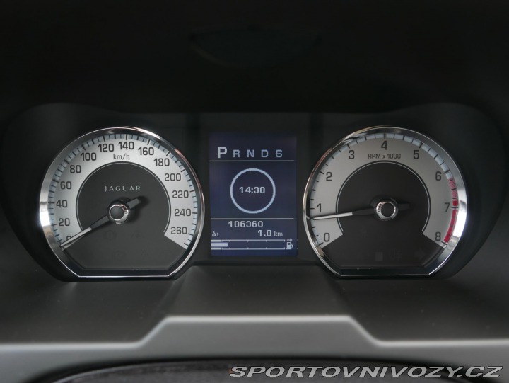 Jaguar XF 3,0L V6 175kW Automat 2008