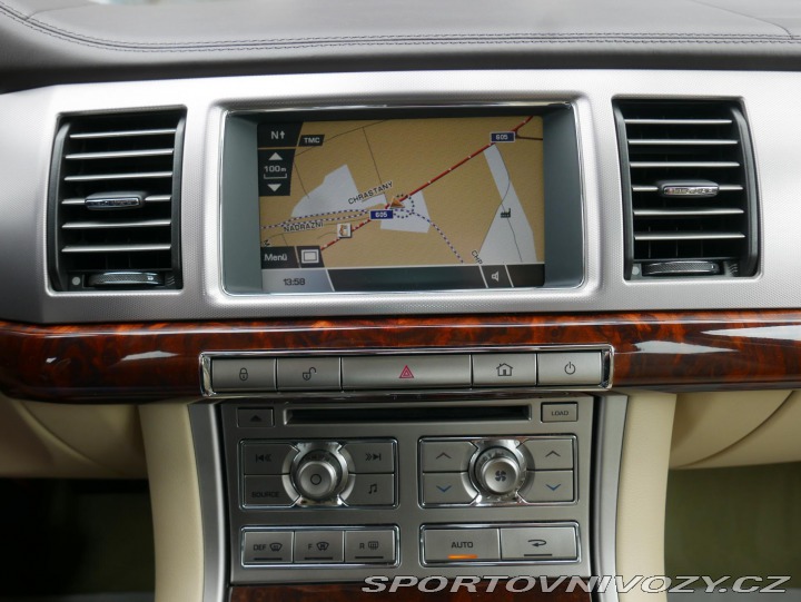 Jaguar XF 3,0L V6 175kW Automat 2008
