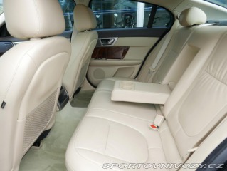 Jaguar XF 3,0L V6 175kW Automat 2008