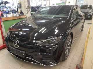 Mercedes-Benz  EQE 350 AMG Připravujeme