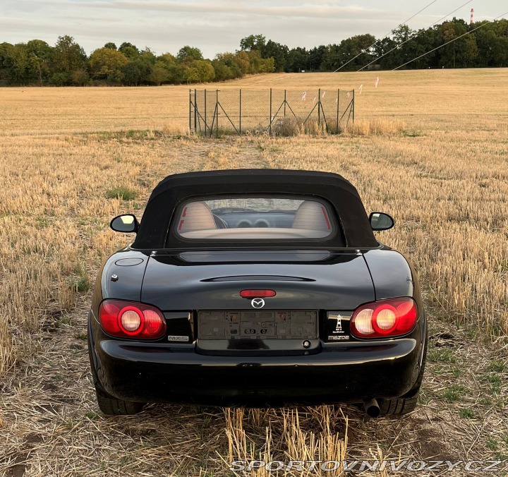 Mazda MX-5 2004