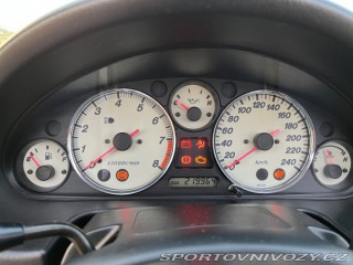 Mazda MX-5  2004