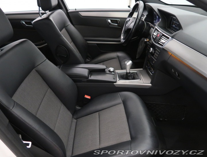 Mercedes-Benz E AMG Paket E 250 CDI 2010