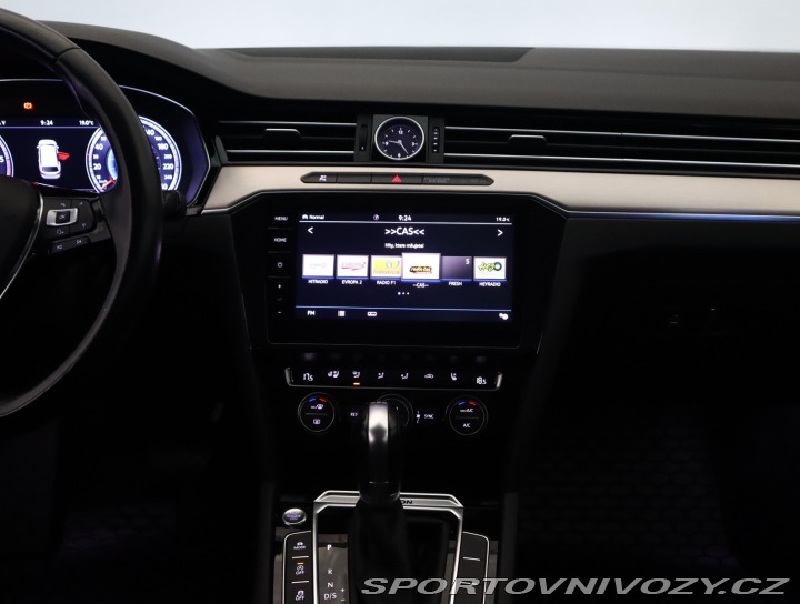 Volkswagen Ostatní modely Passat Highline 2.0 BiTDI 2016