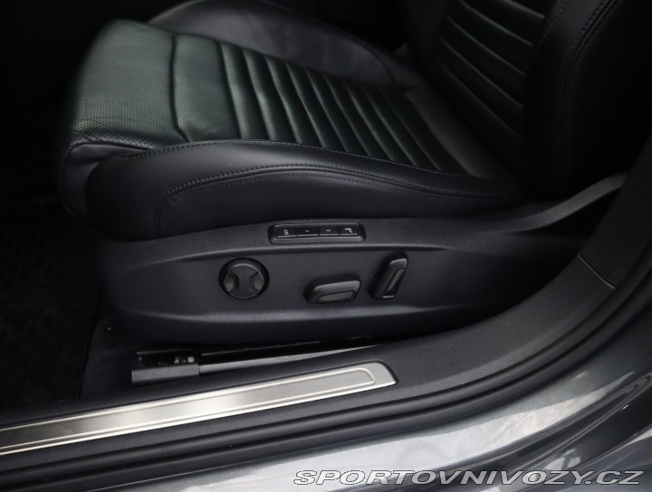 Volkswagen Ostatní modely Passat Highline 2.0 BiTDI 2016
