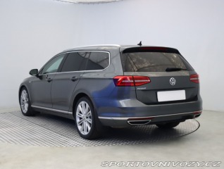 Volkswagen Ostatní modely Passat Highline 2.0 BiTDI 2016