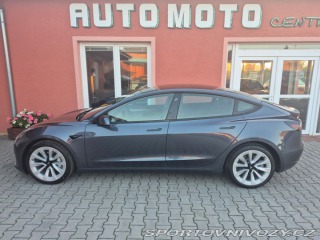 Tesla Model 3  2021