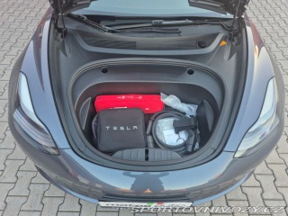 Tesla Model 3  2021