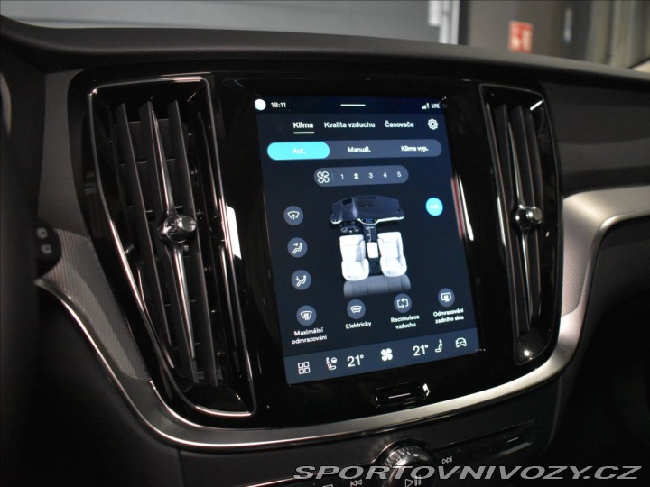 Volvo V60 2,0 T8 Plus Dark 2025