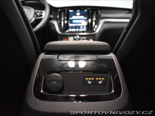 Volvo V60 2,0 T8  Plus Dark 2025