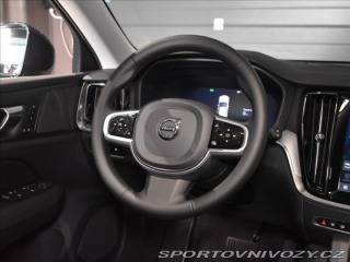 Volvo V60 2,0 T8  Plus Dark 2025