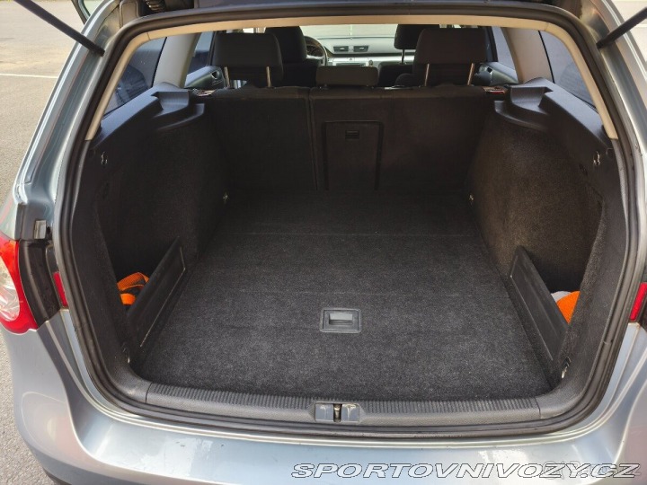 Volkswagen Ostatní modely Passat 2,0 B6 2010