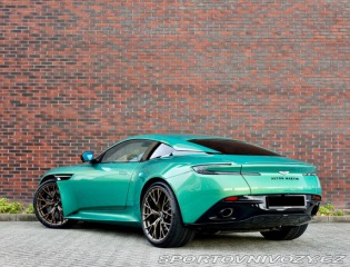 Aston Martin DB12 4.0 V8, Iridiscent Emera 2023