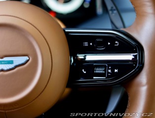 Aston Martin DB12 4.0 V8, Iridiscent Emera 2023