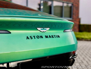 Aston Martin DB12 4.0 V8, Iridiscent Emera 2023