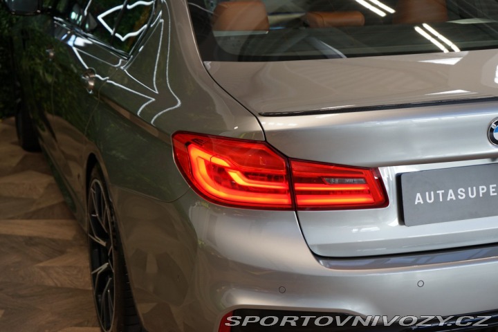 BMW M5 COMPETITION*xDRIVE*MASÁŽ* 2019