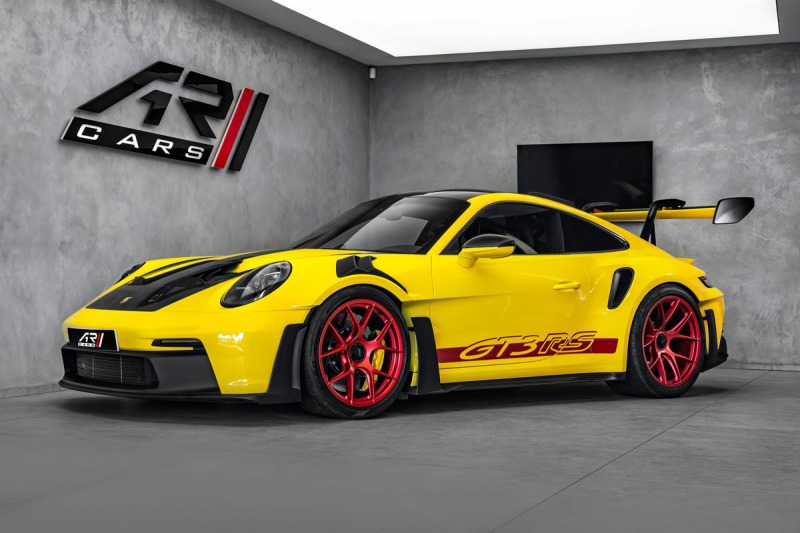 Porsche 911 GT3 RS Weissach PCCB