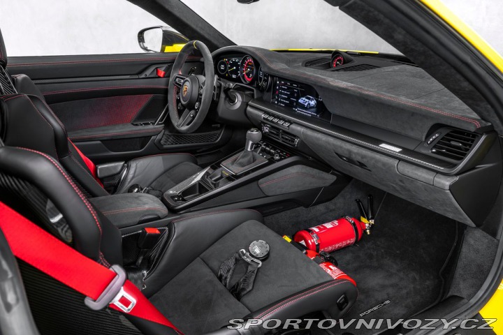Porsche 911 GT3 RS Weissach PCCB 2023