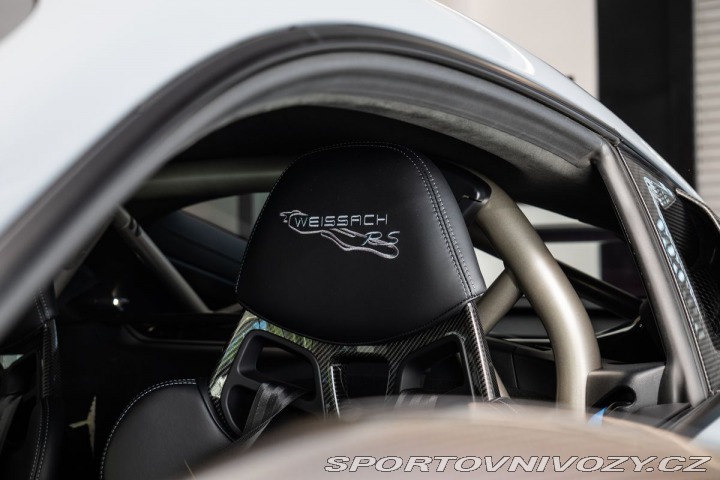 Porsche Cayman GT4 RS Weissach 2023