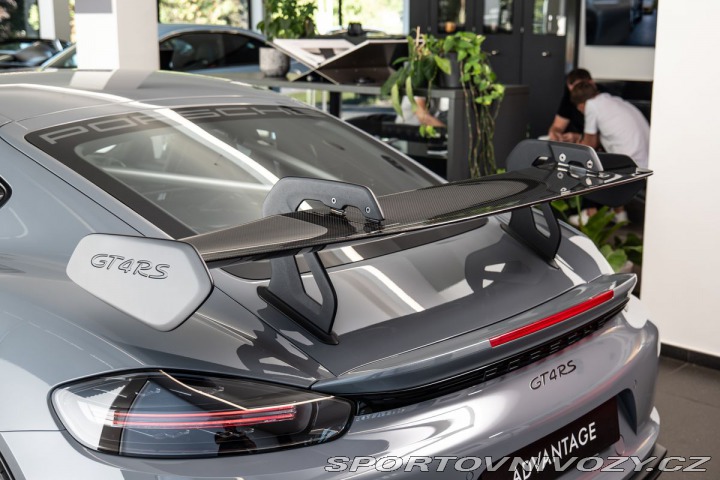 Porsche Cayman GT4 RS Weissach 1800