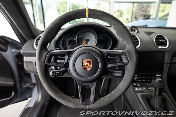 Porsche Cayman GT4 RS Weissach 2023