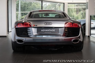Audi R8 Manuál/V8 FSI 2011