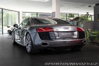 Audi R8 Manuál/V8 FSI 2011