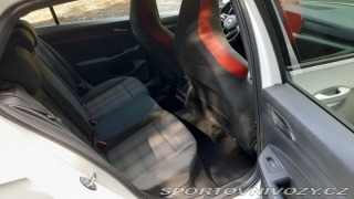Volkswagen Golf GTI 2021