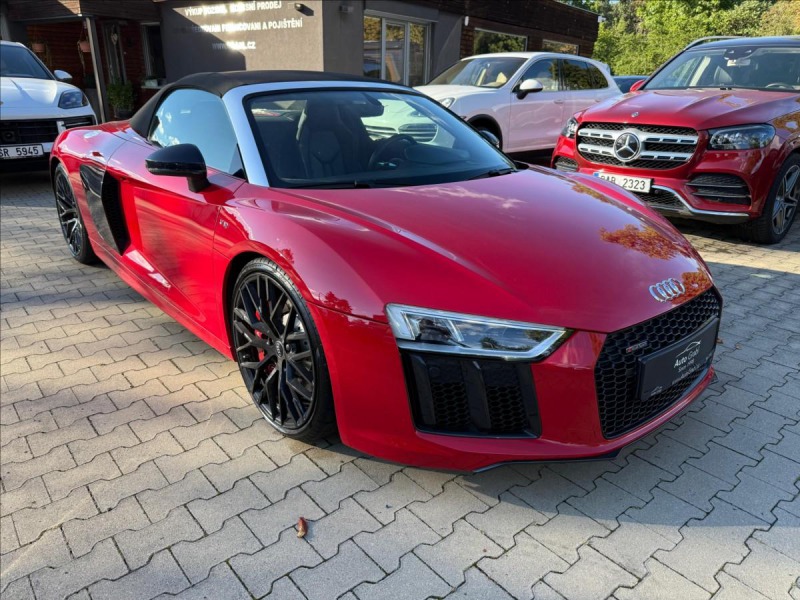 Audi R8 5,2   V10 Spyder Quattro