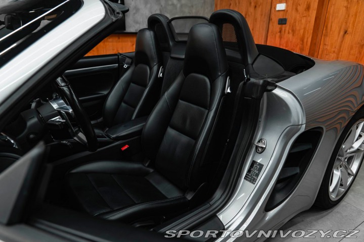 Porsche Boxster 718, CHRONO, PASM, VÝFUKY 2016
