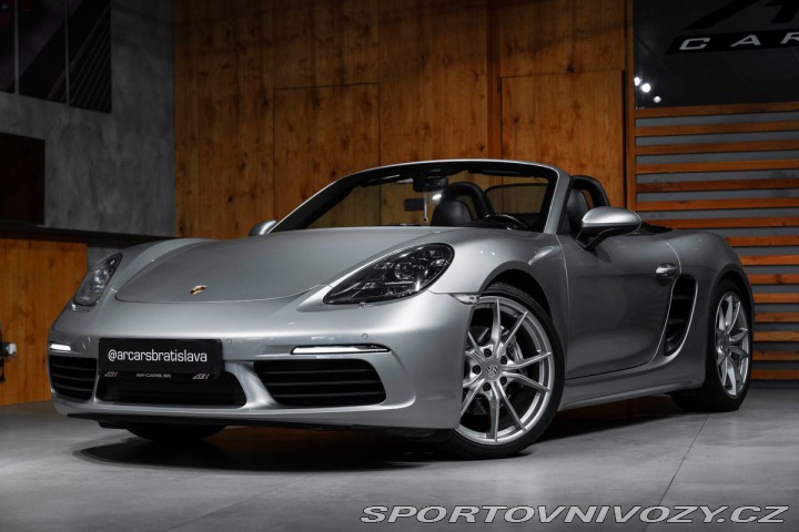Porsche Boxster 718, CHRONO, PASM, VÝFUKY 1800