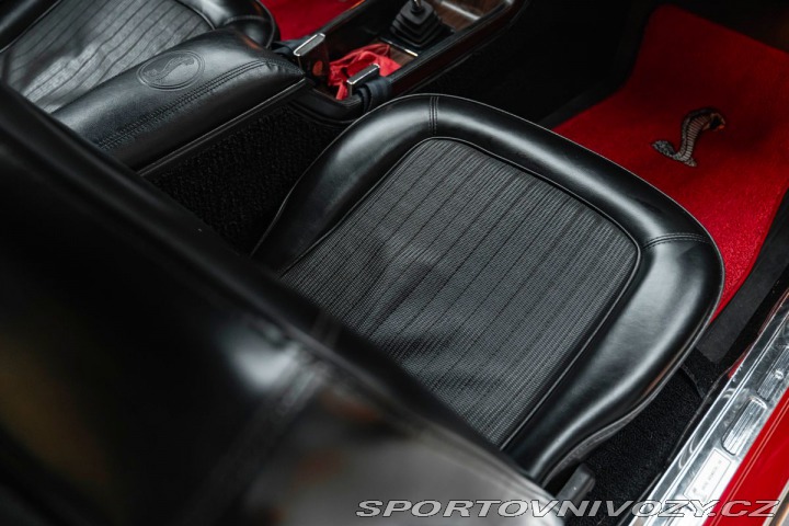 Ford Ostatní modely COBRA GT 500KR FASTBACK 1800