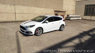 Ford Focus ST  2015